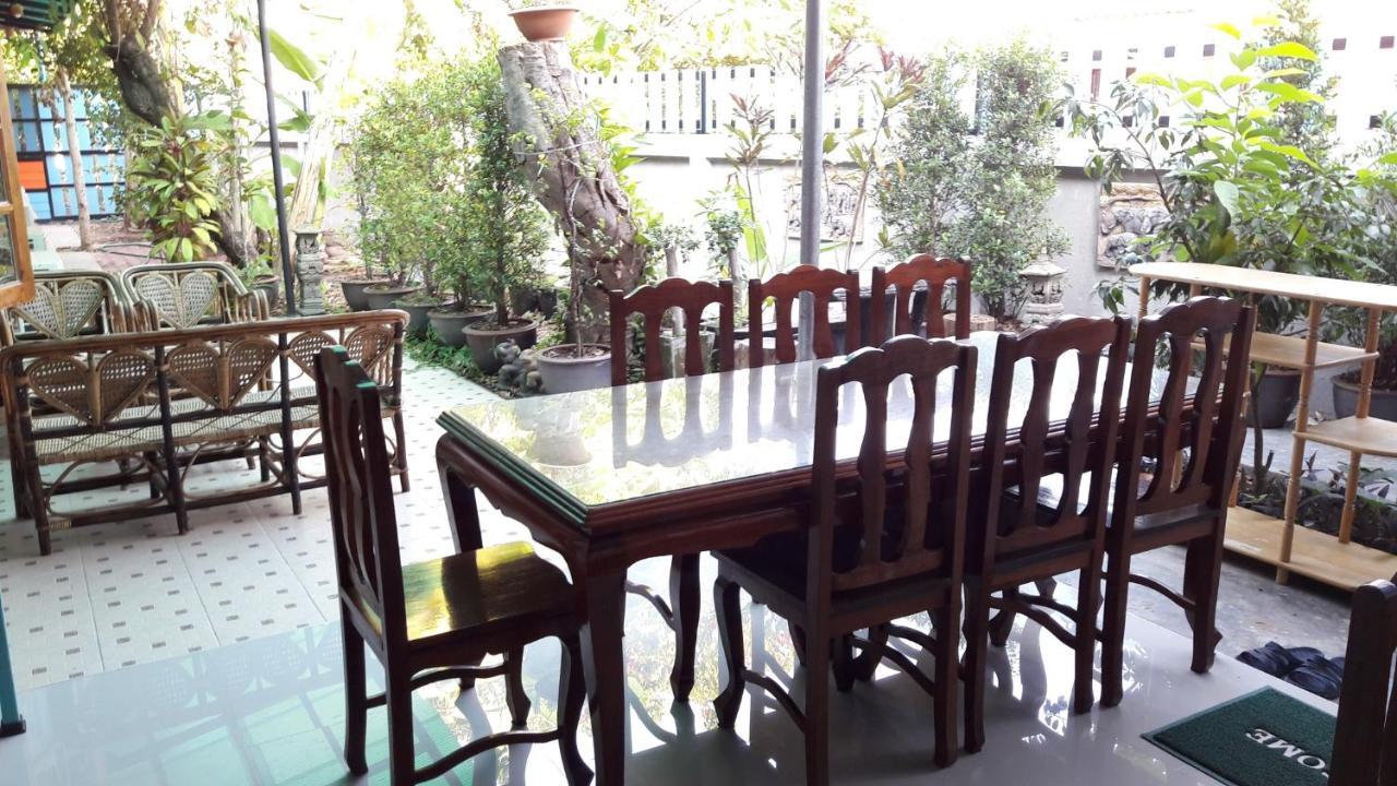 Auberge de jeunesse Sun smile à Ubon Ratchathani Extérieur photo